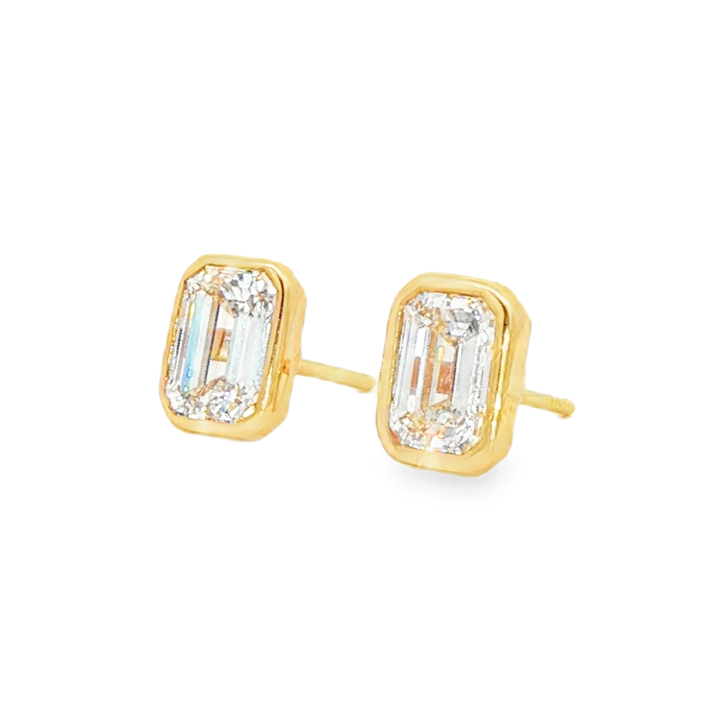 King Jewelers GIA Certified Bezel Emerald Cut 2.02ct Diamond Stud Earrings