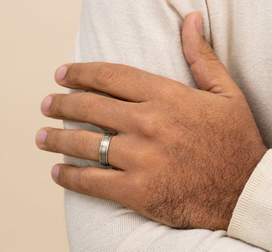 Benchmark CF15603114KWY-2