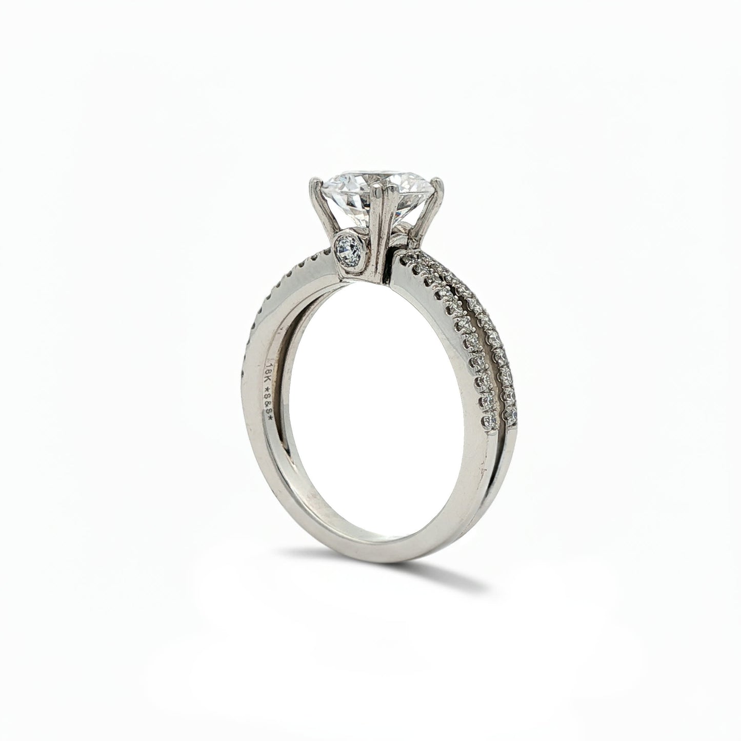 KJ5 18K White Gold Double Shank Round Diamond Engagement Ring Mounting