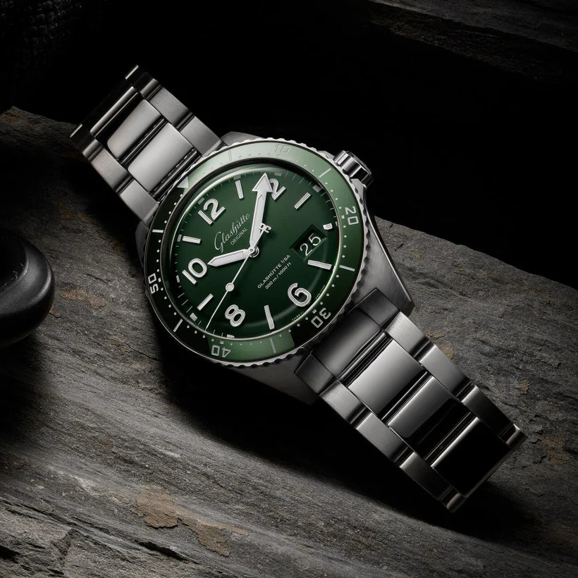 Glashütte Original SeaQ Panorama Date Green Dial Stainless Steel