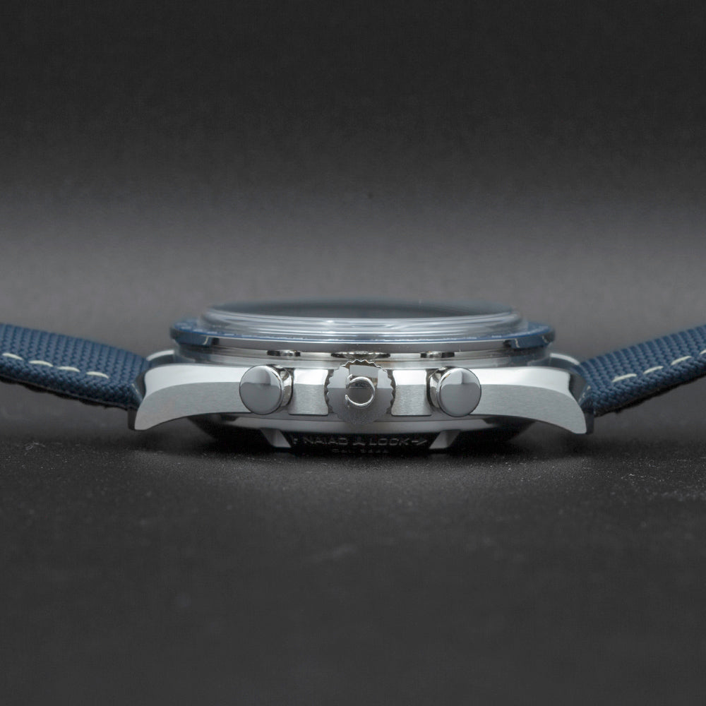 Omega Speedmaster Silver Snoopy Award Watch 310.32.42.50.02.001-5