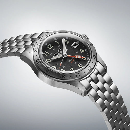 Seiko 5 Sports Field GMT SSK023 4