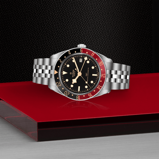 TUDOR Black Bay 58 GMT 39mm Black & Burgundy Bezel