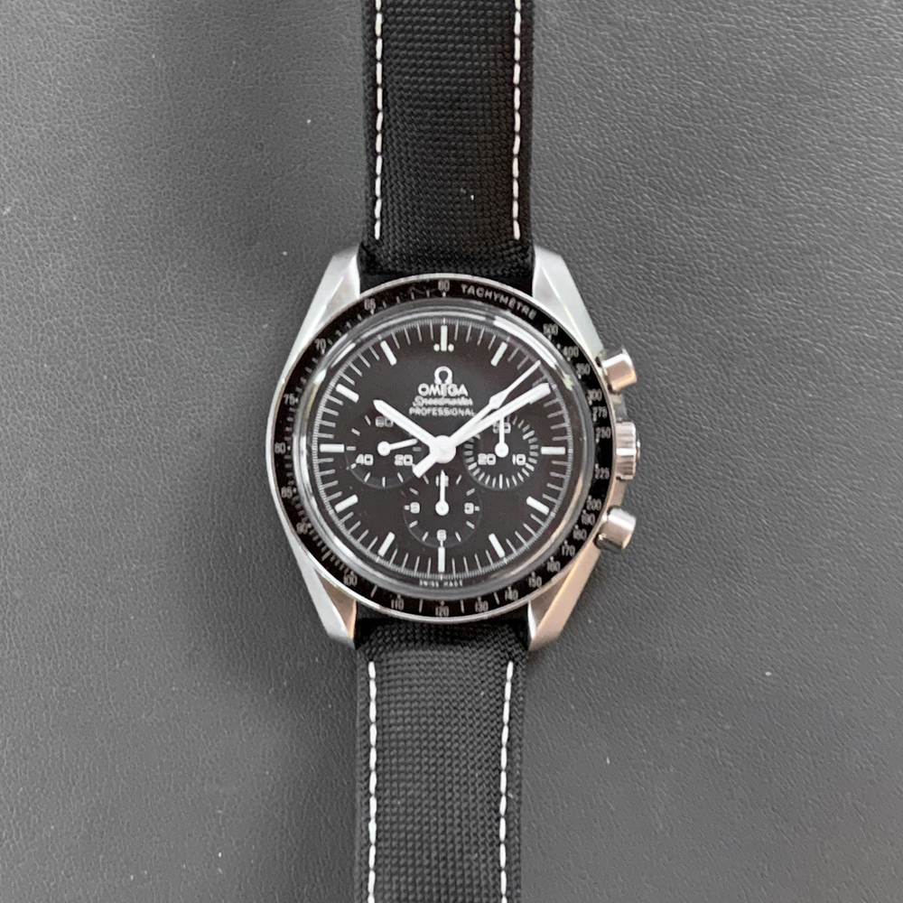 Omega Men's Pre-owned Speedmaster Professional Moonwatch Snoopy Limited Edition Manual Wind in Black Size 42mm | Stainless Steel | 3578.51.00