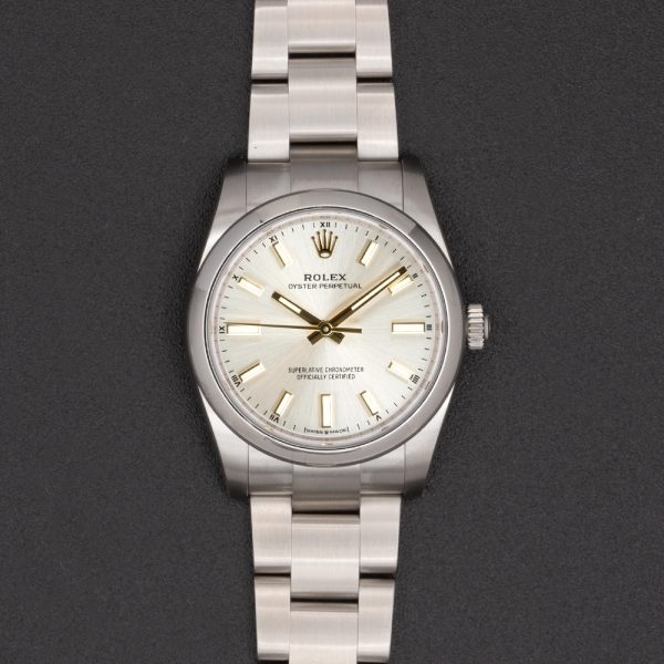 Used Rolex Oyster Perpetual M124200_1