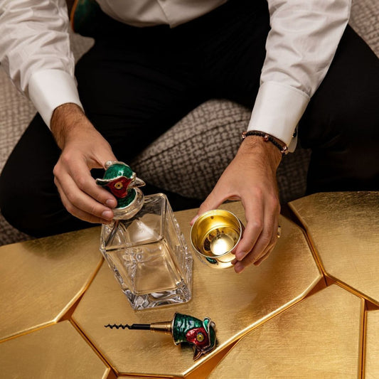 deakin and francis decanter