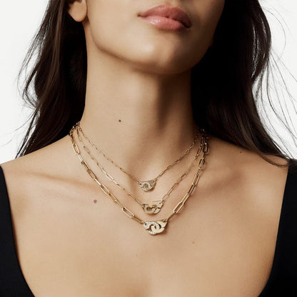 MENOTTES R12 NECKLACE