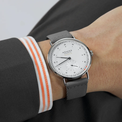NOMOS Glashütte Metro neomatik 41 Update - view 2