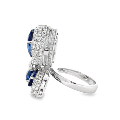 King Jewelers Blue Sapphire and Diamond Flower Ring 18K White Gold