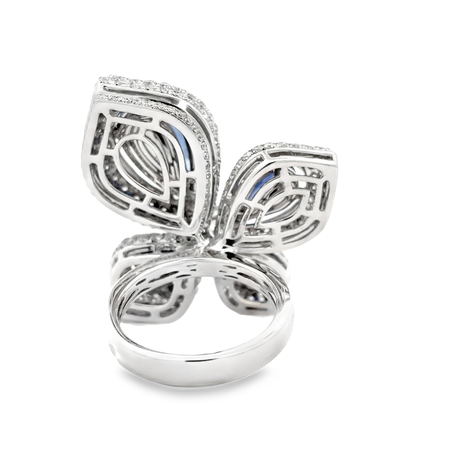 King Jewelers Blue Sapphire and Diamond Flower Ring 18K White Gold