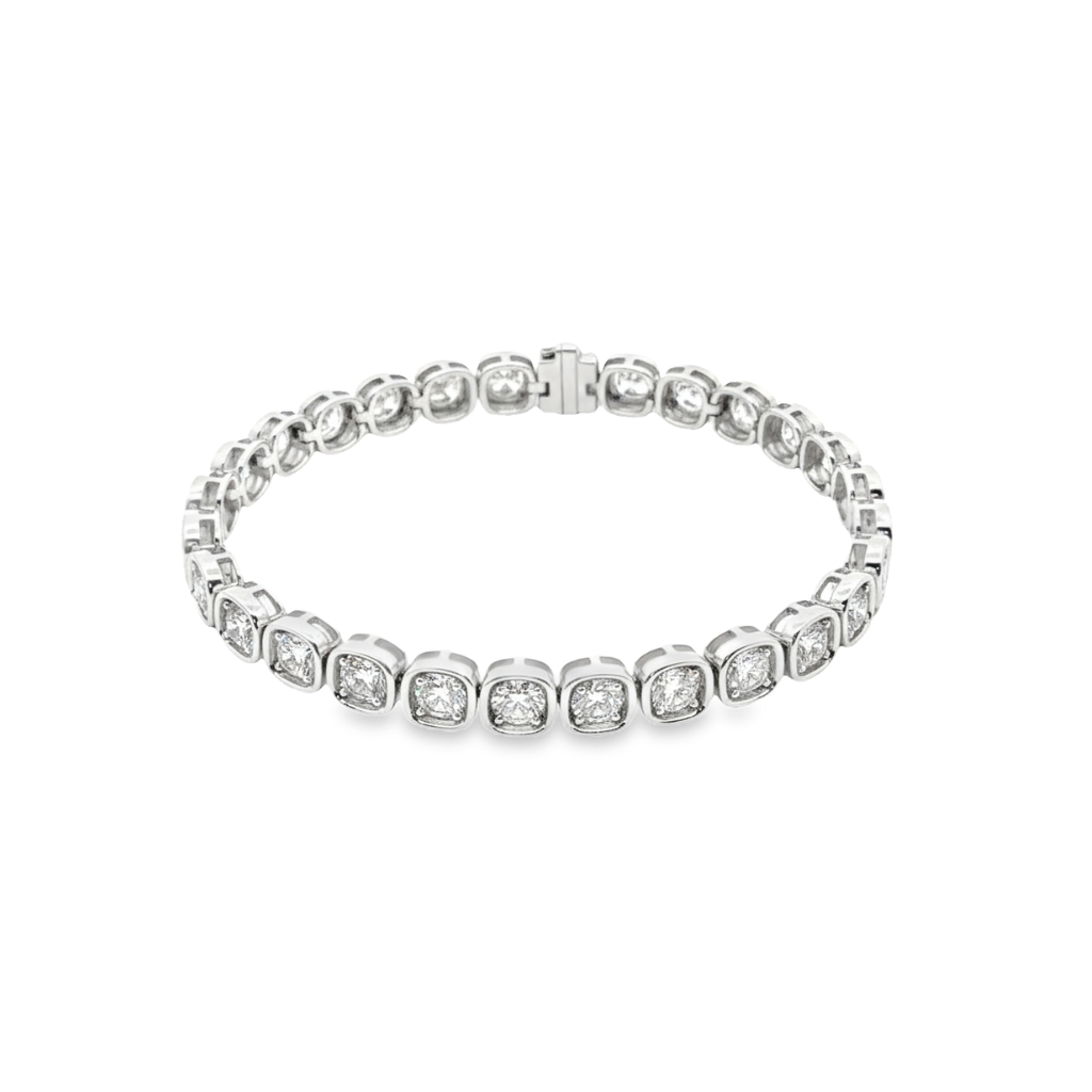 King Jewelers 8.60ct Cushion Bezel Diamond Bracelet 18K White Gold
