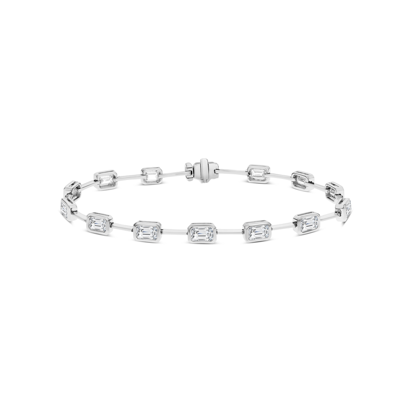 King Jewelers 5.75ct Emerald Cut Diamond Bracelet 18K White Gold