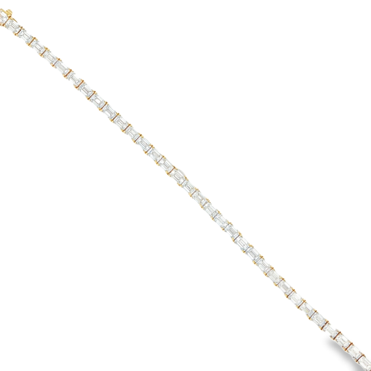 King Jewelers 11.40ct Emerald Cut Diamond Tennis Bracelet 18K Yellow Gold