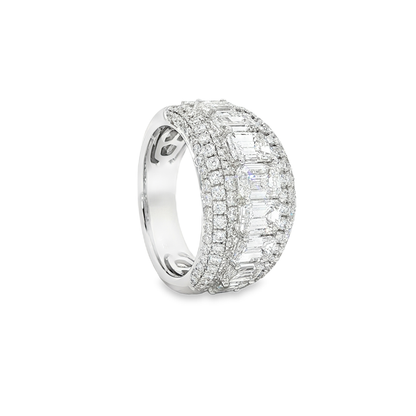 King Jewelers 4.26ct Emerald Cut and Round Diamond Statement Ring 18K White Gold