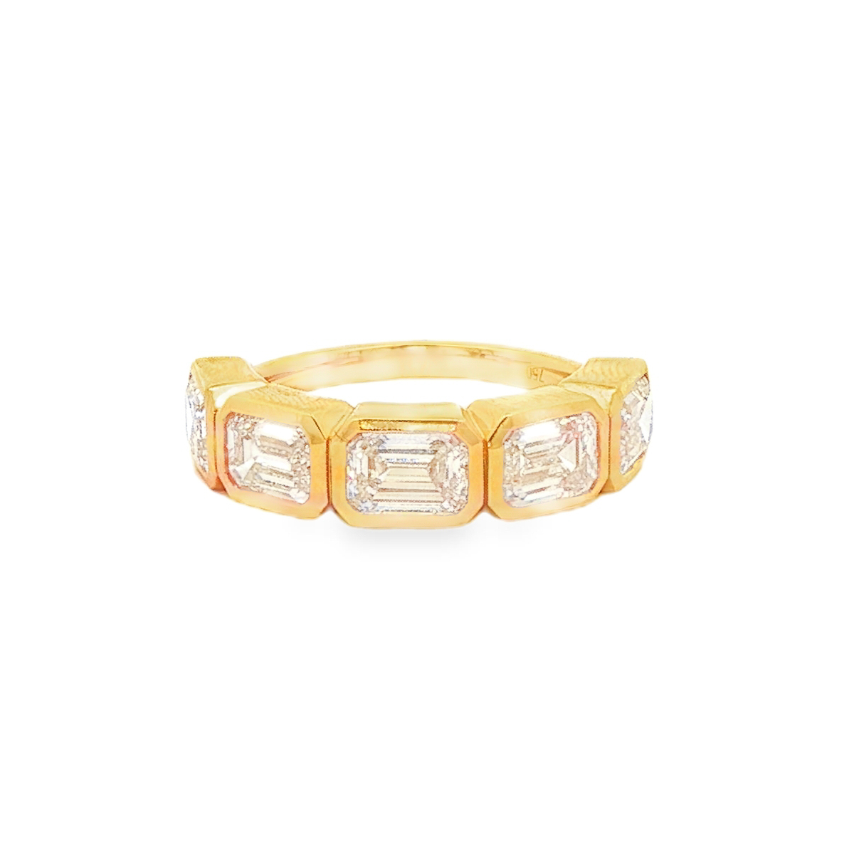King Jewelers Bezel Set Emerald Cut Diamond Ring 18K Yellow Gold