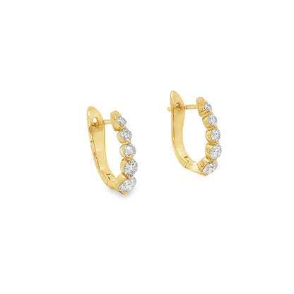 King Jewelers 14K Yellow Gold 1.10ct Graduated Diamond Hoop Earrings