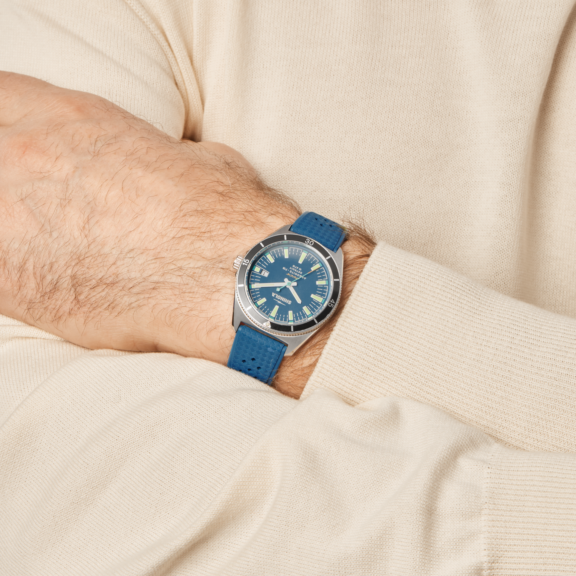 Shinola Duck 40mm Blue Dial Rubber Strap | King Jewelers