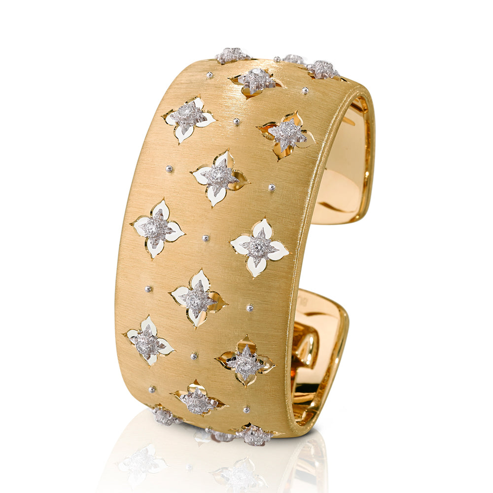 Buccellati Macri Giglio Cuff JAUBRA012430