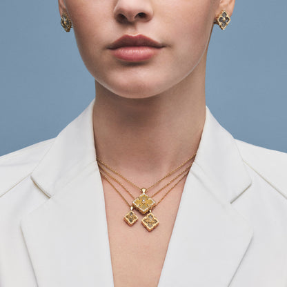 Buccellati Opera Tulle Pendant Necklace 18K Yellow Gold with Mother-of-Pearl