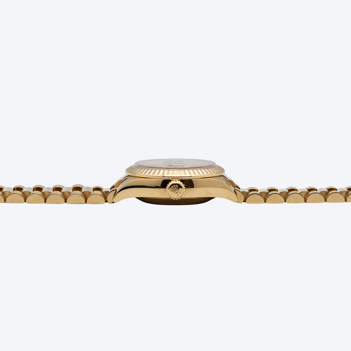 Pre Owned Rolex Datejust 28 Yellow Gold Champagne Dial - view 4