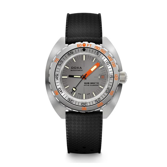 DOXA SUB 300 Ti5 Clive Cussler Titanium