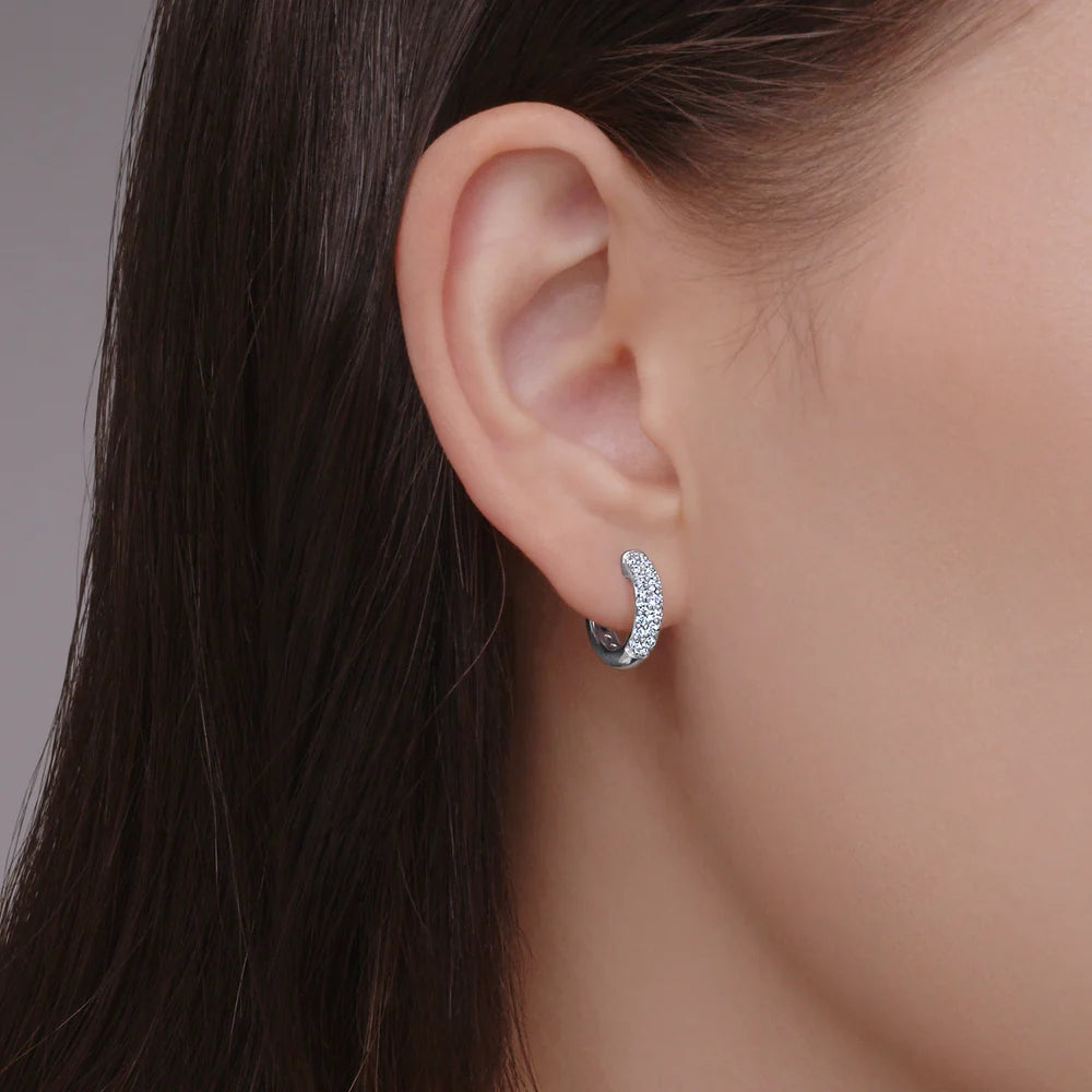 Kwiat Moonlight Petite Hoop Earrings with Diamonds in White Gold