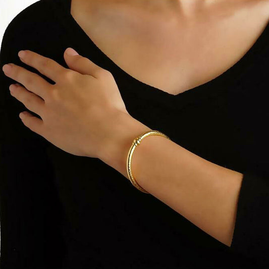 Elizabeth Locke BR64475-2