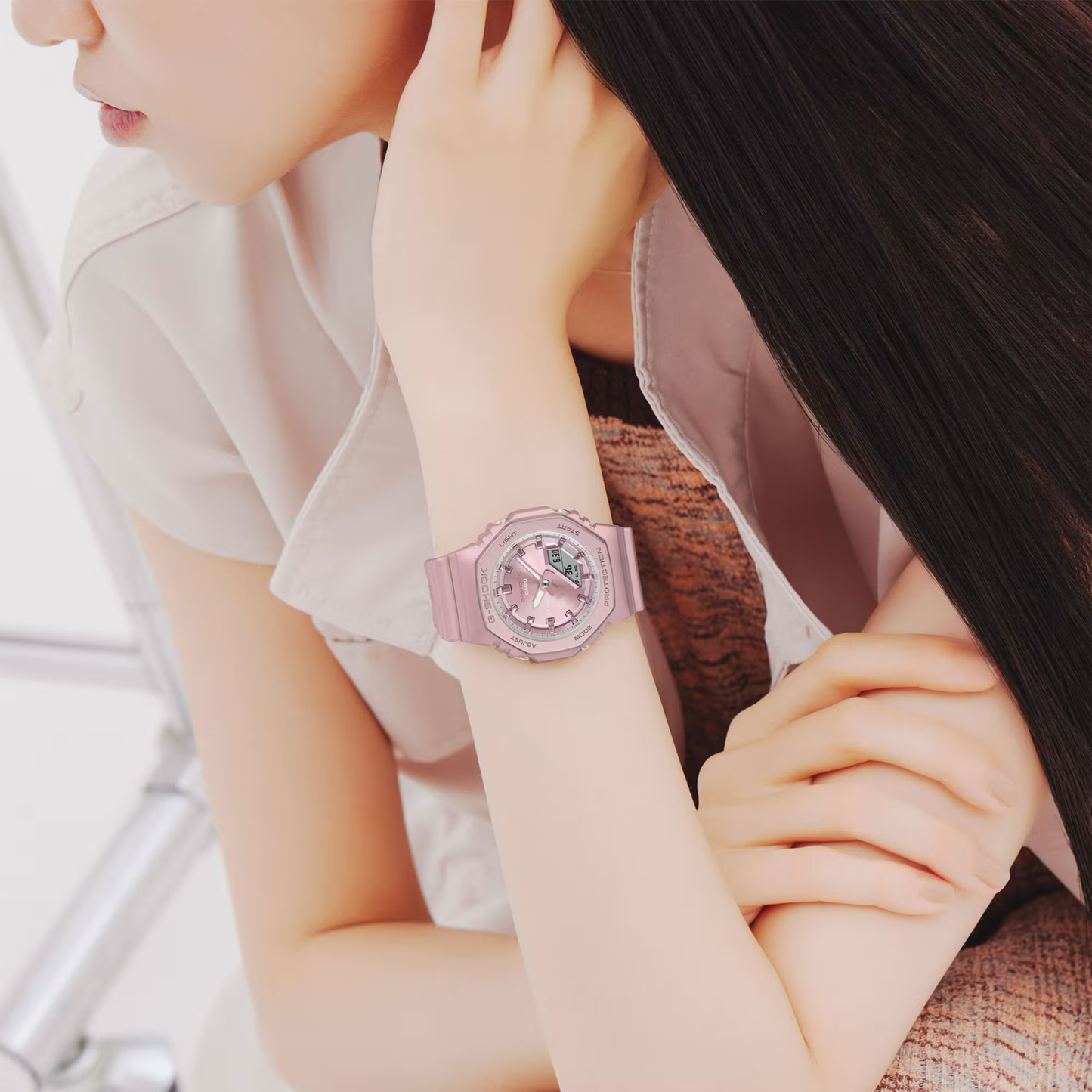 G-SHOCK GMA-P2100 Analog-Digital 40mm Pink