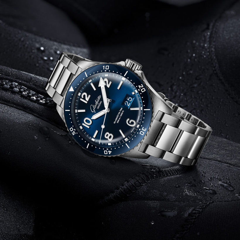 Glashütte Original SeaQ Panorama Date Blue Dial
