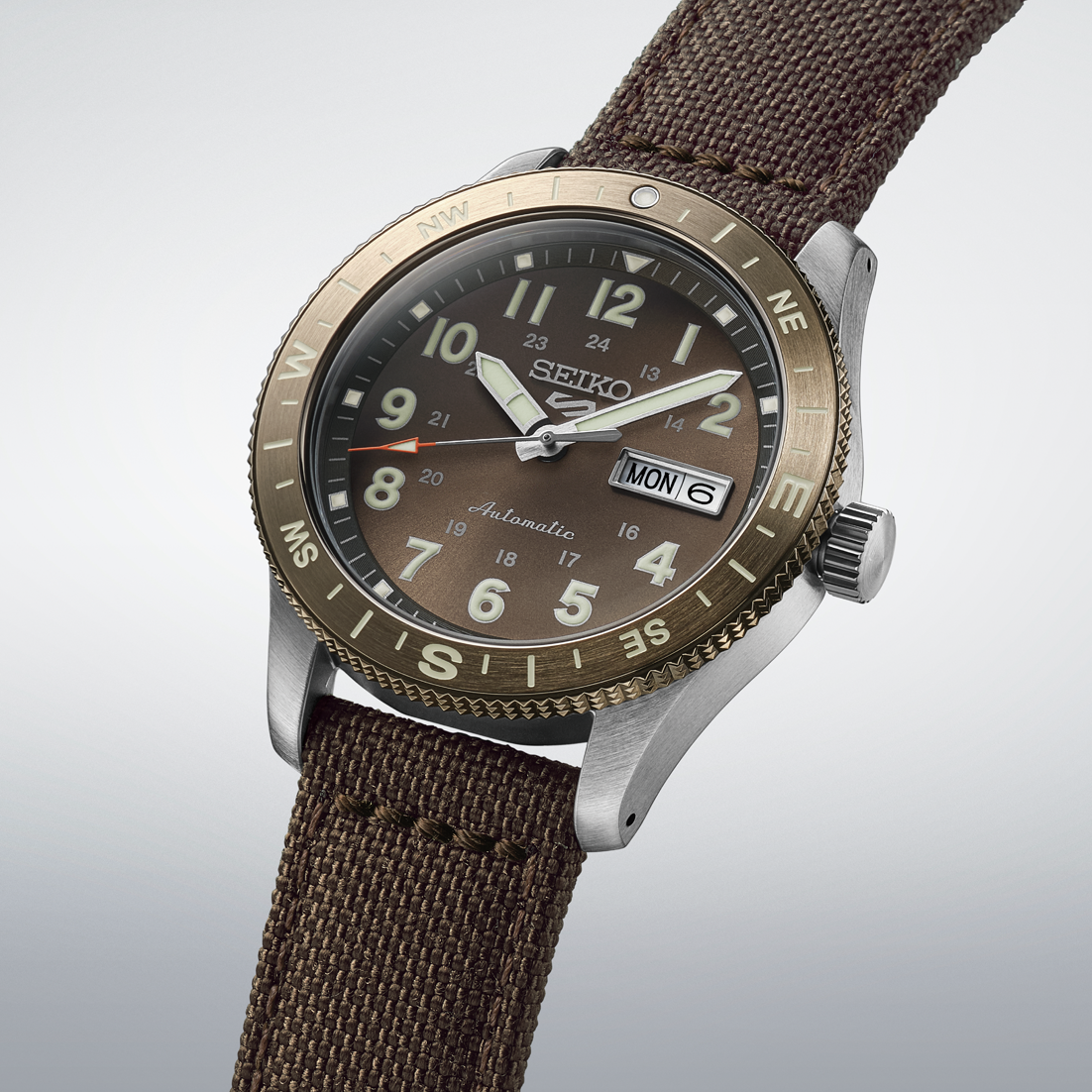 Seiko 5 Sports Field HDB009