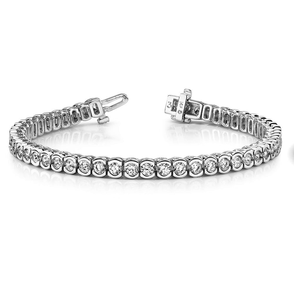 A 14K white gold diamond tennis bracelet with a series of diamond-encrusted links.
