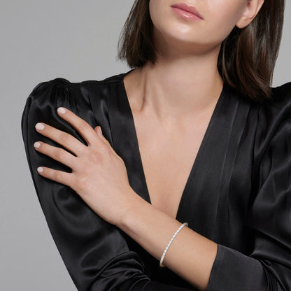 Kwiat Eclipse Oval Diamond Bangle in 18K White Gold