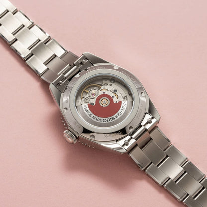 39MM ORIS DIVER'S DATE, STEEL CASE AND BRACELET, BEIGE DIAL.