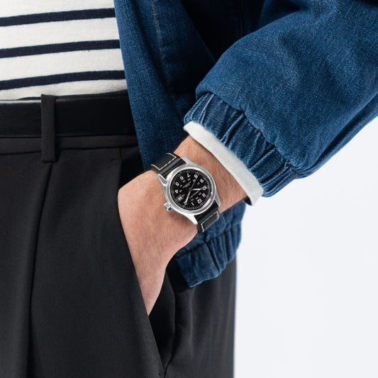 38MM HAMILTON KHAKI FIELD, STEEL CASE, BLACK DIAL, BLACK LEATHER STRAP.