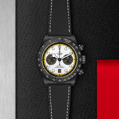 BLACK BAY CHRONO CARBON 26 WHITE