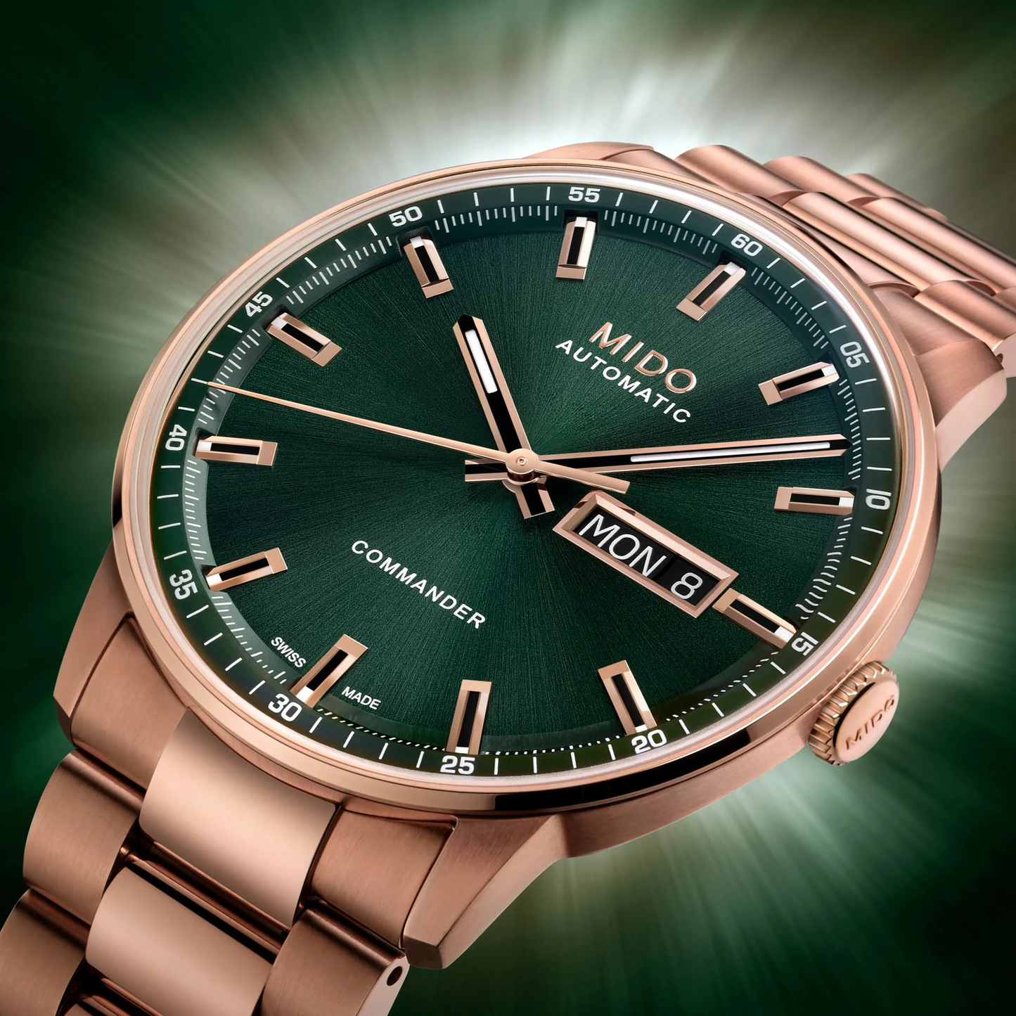 Mido Commander Big Date 40mm Green Rubber Strap Watch