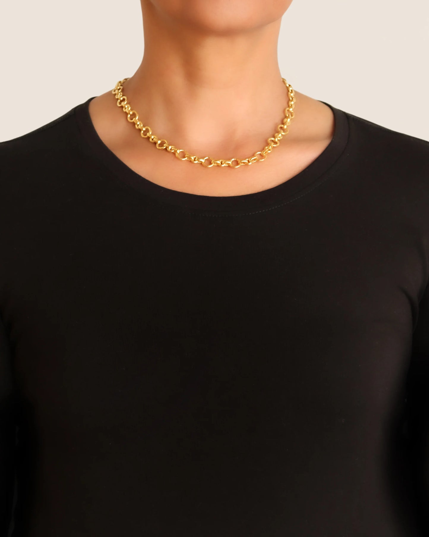 Elizabeth Locke 17" Siena Necklace 19K Yellow Gold