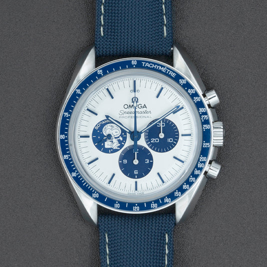 Omega Speedmaster Silver Snoopy Award Watch 310.32.42.50.02.001-2