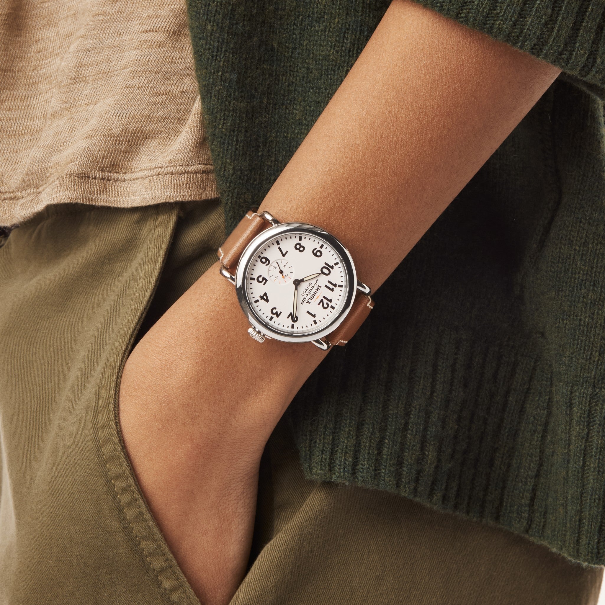 Shinola Runwell 41mm White Dial Tan Strap | King Jewelers
