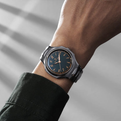 Atelier Wen Inflection Black 墨 Mò 40mm Tantalum Bracelet Watch